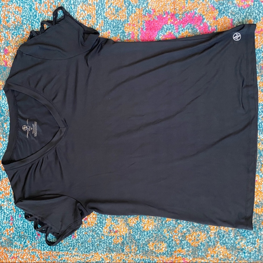 Black athletic T-shirt size M